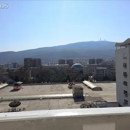 Calla 1 - Modern & Cozy Main Square In The Shopping Center - Parking Slot With Parking Security *