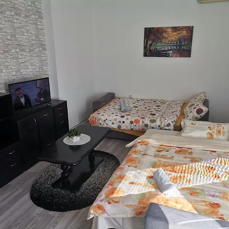 Apartment Calla: Modern In Center With Secure Parking Skopje